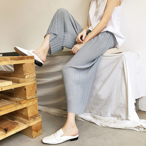 Pantaloni plisati de dama in trei culori