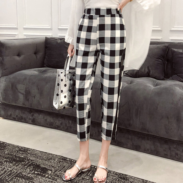 Pantaloni moderni de dama in trei modele