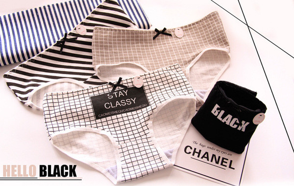 Удобно памучно дамско бельо в пет цвята