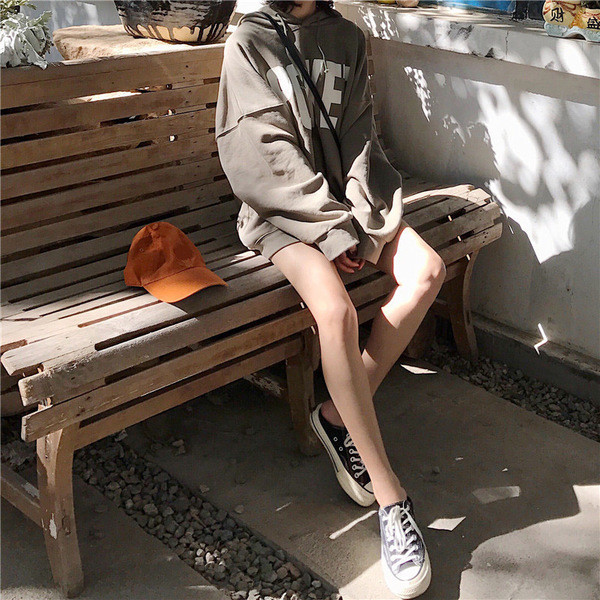 Γυναικείο φούτερ με κουκούλα 