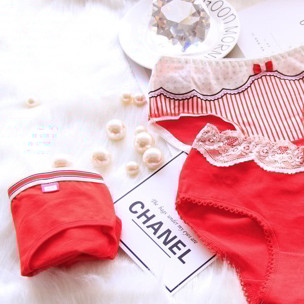 Set de cinci piese de lenjerie din bumbac