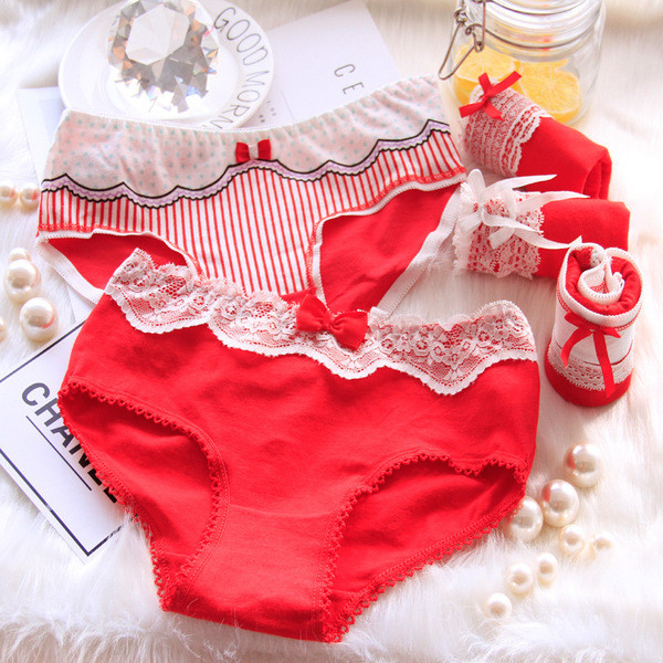 Set de cinci piese de lenjerie din bumbac