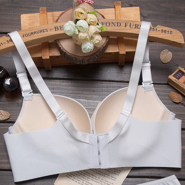 Sutien confortabil de damă curat în patru culori