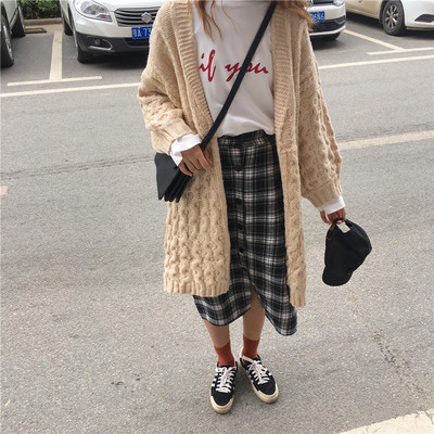 Γυναικεία μακρύ ζακέτα σε δύο χρώματα