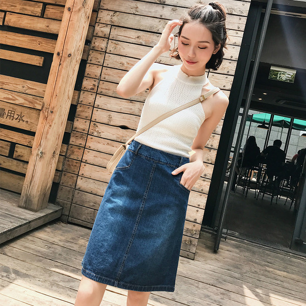 Fusta de dama din denim cu talie inalta de culoare inchisa