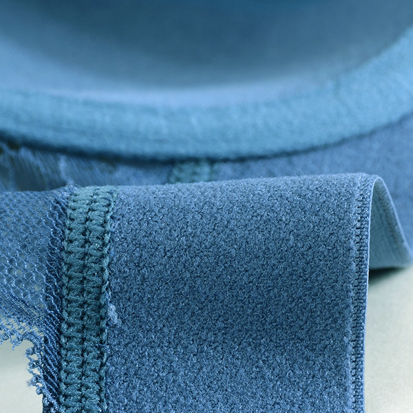 Set de lenjerie de dama elegant cu dantela - trei culori