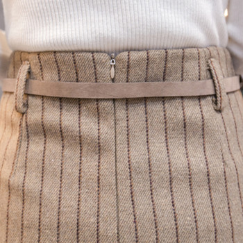 Дамска пола в два цвята с висока талия