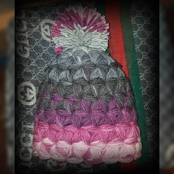 Дамска плетена шапка. Шапка ръчна изработка. Шапка Handmade 2