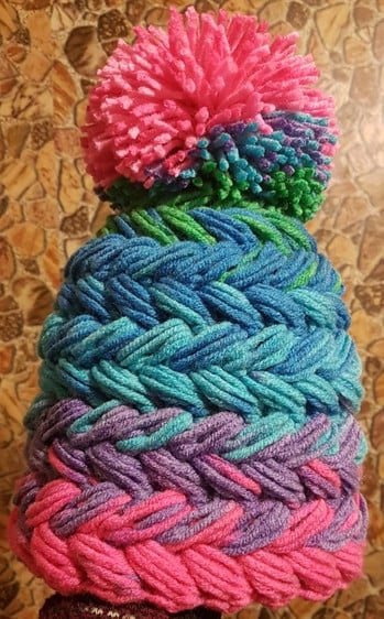 Дамска плетена шапка. Шапка ръчна изработка. Шапка Handmade 20