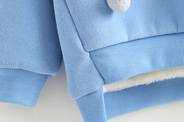 Pulover casual pentru copii in trei culori cu decor din puf