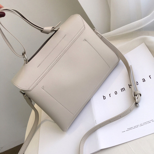 Geanta de dama de zi cu zi in doua culori