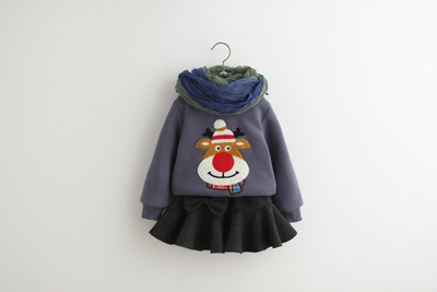 Μοντέρνο πουλόβερ για τα κορίτσια σε διάφορα μοντέλα