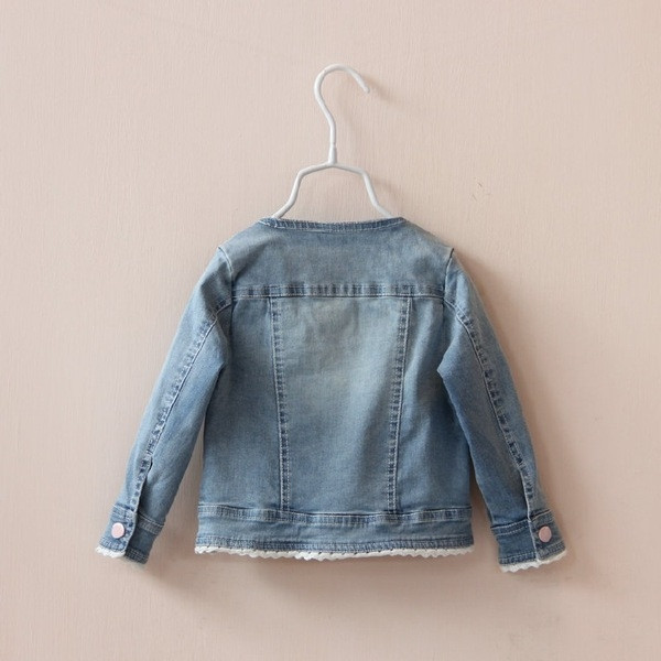 Παιδικό  τζιν μπουφάν για κορίτσια με 3D floral διακόσμηση και σε σχήμα O γιακά