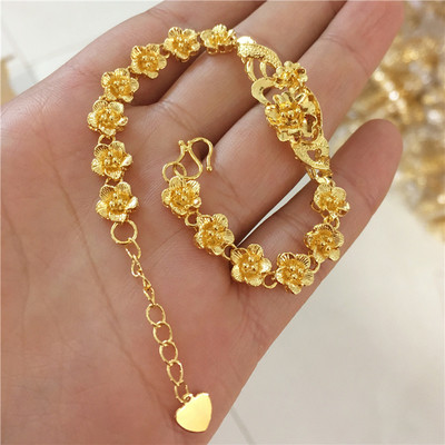 Дамска гривна във няколко модела в злътист цвят