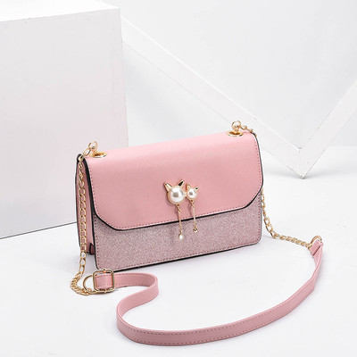 Модерна дамска чанта за през рамо в няколко цвята