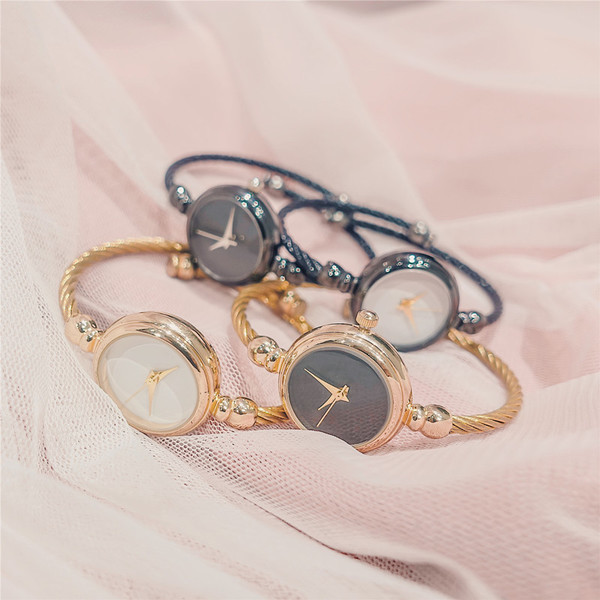 Ceas transparent dama - bratara in mai multe culori