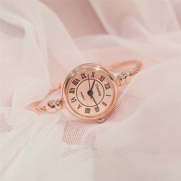 Ceas transparent dama - bratara in mai multe culori