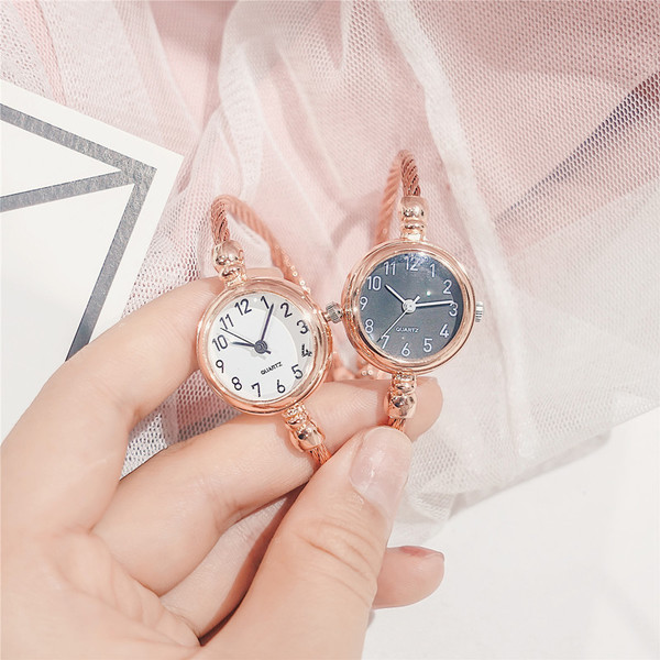 Ceas transparent dama - bratara in mai multe culori