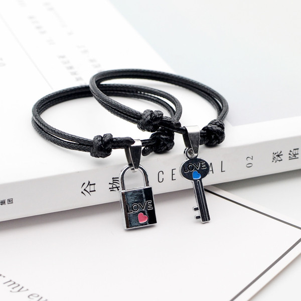 Női modern karkötők különböző modellekben 2 darabos szett