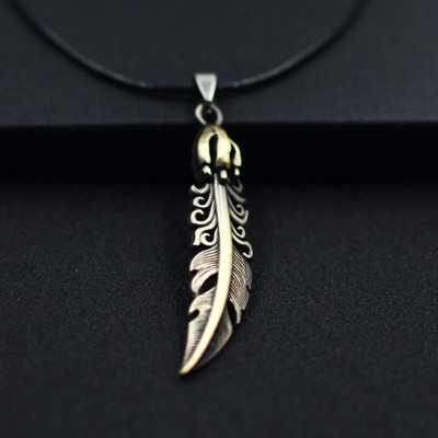 Colier de dama cu pandantive in diferite forme