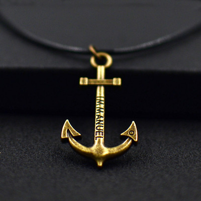 Colier de dama cu pandantive in diferite forme