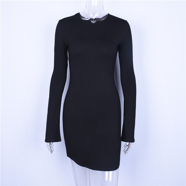 Есено-зимна дамска рокля с О-образно деколте в черен  цвят