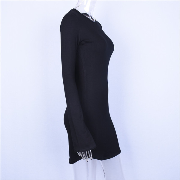 Есено-зимна дамска рокля с О-образно деколте в черен  цвят