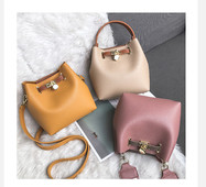 Елегантна дамска чанта в няколко цвята