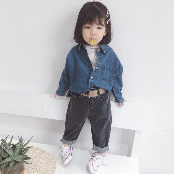 Cămașă de blugi pentru copii pentru o fată cu buzunar