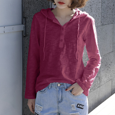 Γυναικεία λεπτή μπλούζα με μακριά μανίκια και κουκούλα