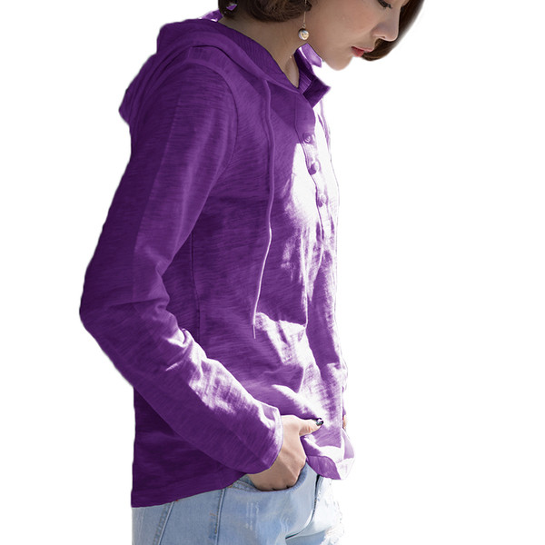 Γυναικεία λεπτή μπλούζα με μακριά μανίκια και κουκούλα