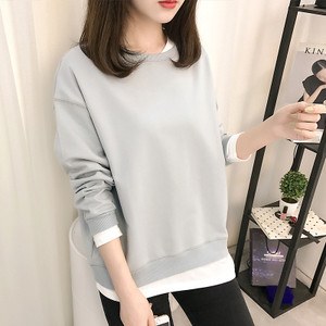 Γυναικεία  μπλούζα με λαιμόκοψη