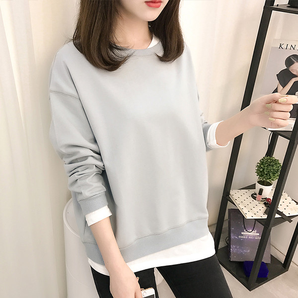 Γυναικεία  μπλούζα με λαιμόκοψη