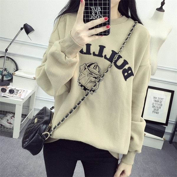 Bluză groasă de damă model larg cu inscripție și imprimeu