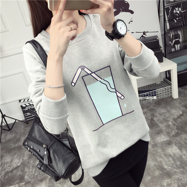 Καθημερινή γυναικεία μπλούζα  σε δύο σχέδια 