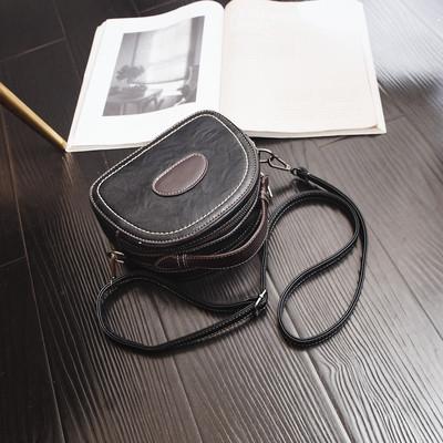 Дамска кожена чанта в няколко цвята