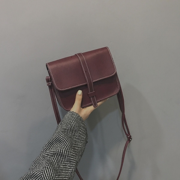 Geanta de umar dama din piele intoarsa in mai multe culori