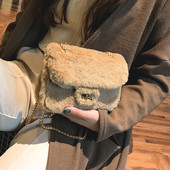 Geantă de puf pentru femei peste umăr