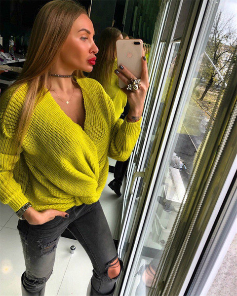 Κομψό γυναικείο  πουλόβερ με ντεκολτέ σε σχήμα V σε διάφορα χρώματα