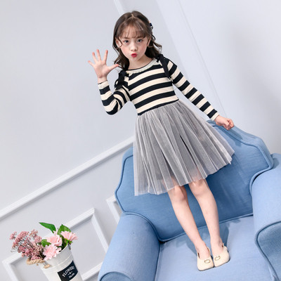 Ежедневна детска раирана  рокля с дълъг ръкав и  тюл 