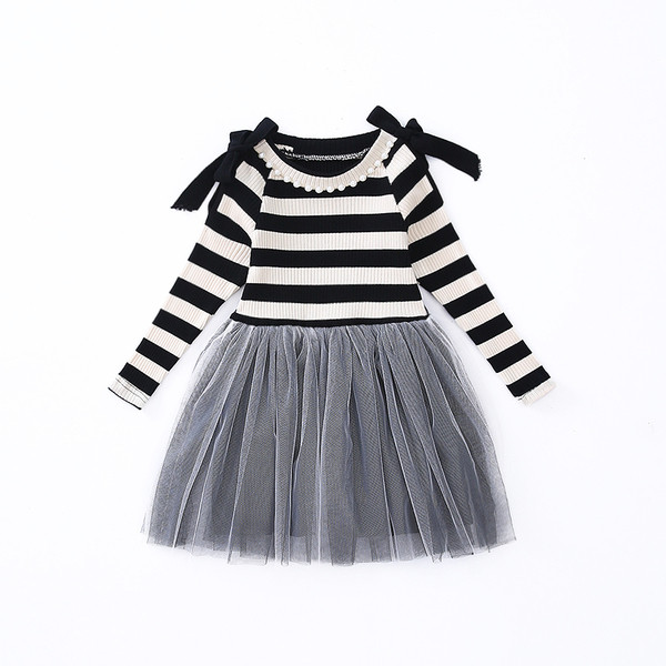 Ежедневна детска раирана  рокля с дълъг ръкав и  тюл 