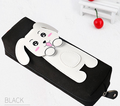 Iskolatáska négy színben díszítéssel