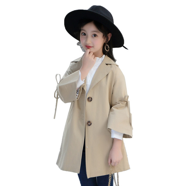 Palton modern pentru copii cu maneci lotus si guler in forma de V in doua culori