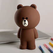 Несесер за моливи подходящ за училище във формата на мече