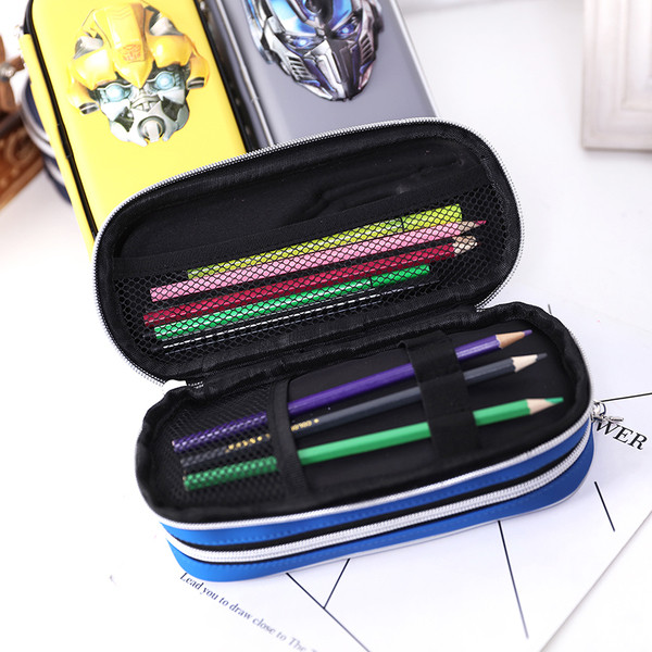 Toc de creion în trei culori cu aplicație și inscripție