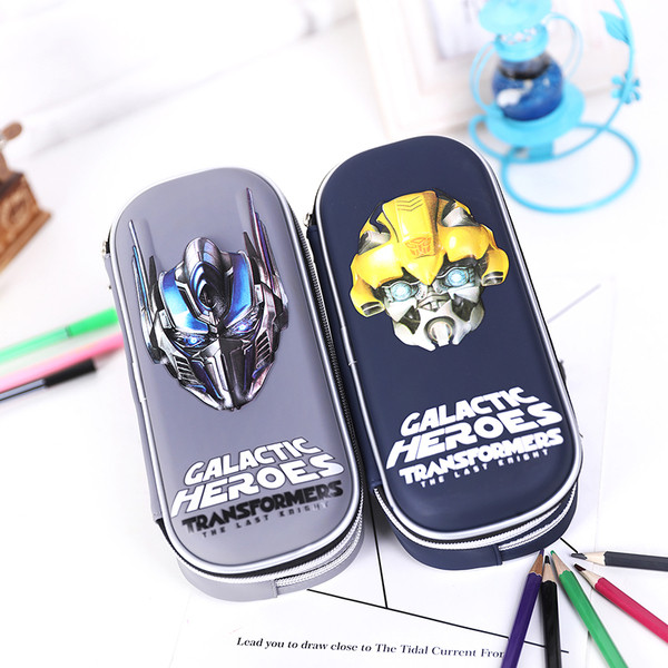 Toc de creion în trei culori cu aplicație și inscripție