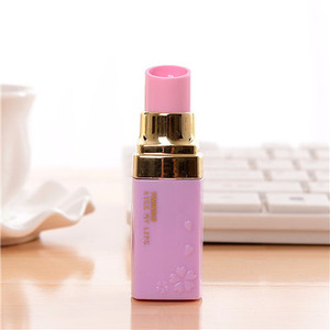 Коректор във формата на червило - пет цвята