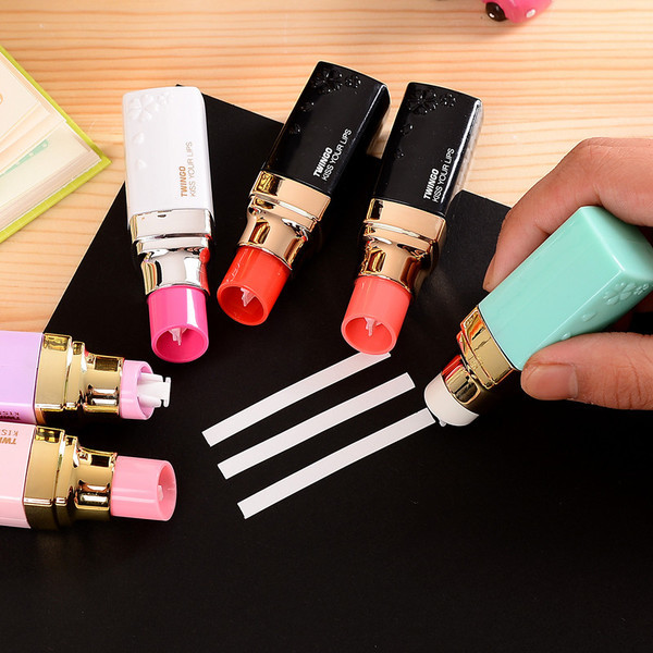 Коректор във формата на червило - пет цвята