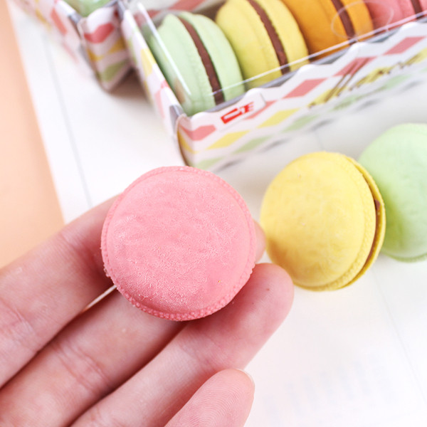 Set de cinci radiere in diferite culori