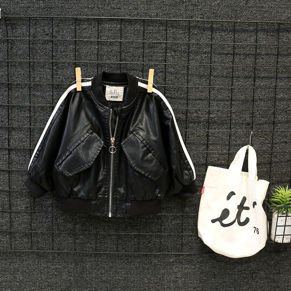 Детско кожено яке с флорални мотиви за момчета